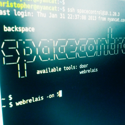 Datei:Spacecontrol cat img.jpg