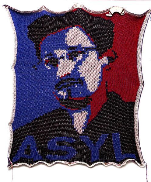 Datei:Snowden Knitting 01.jpg