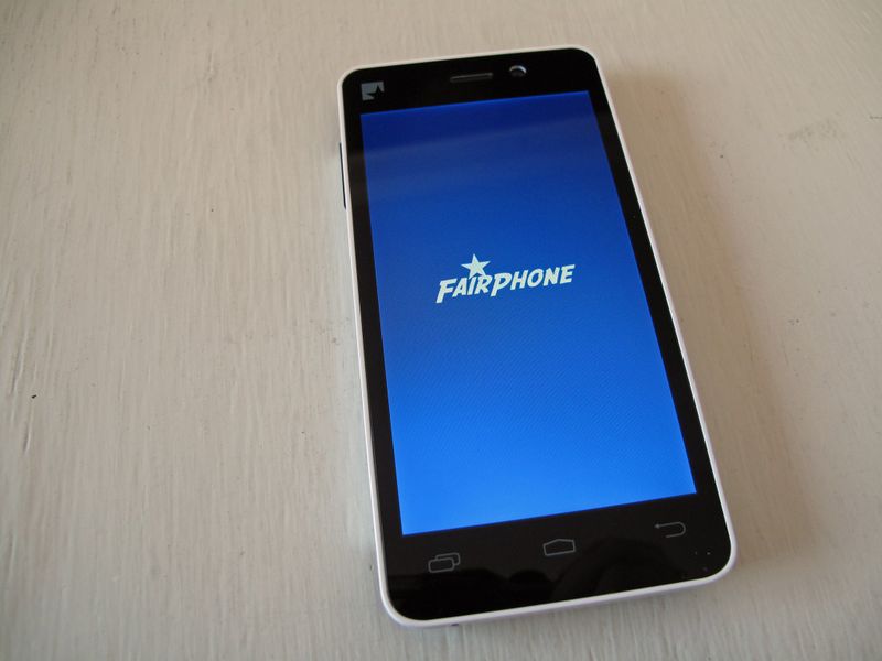 Datei:News fairphone image.jpg
